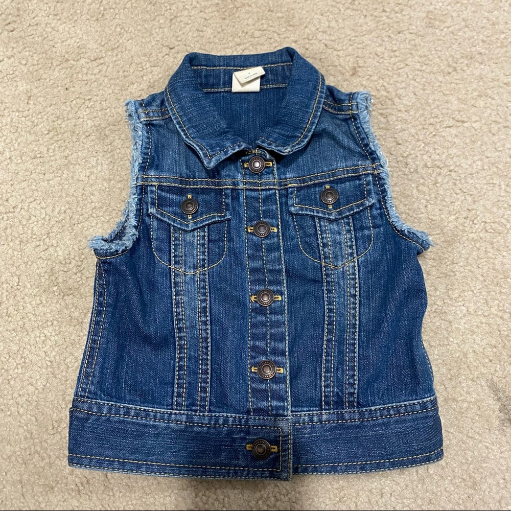 Girl’s Denim vest size 4